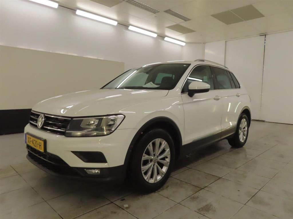 Volkswagen Tiguan *NOT FOR EXPORT! SAFETY BELT BROKEN* 1.5 TSI ACT CL BNS, 2019