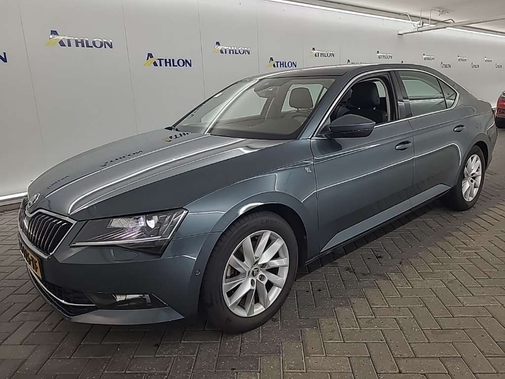 Skoda Superb 1.5 TSI GREENTECH ACT STYLE BUSINESS 5D 110K UITL., 2019