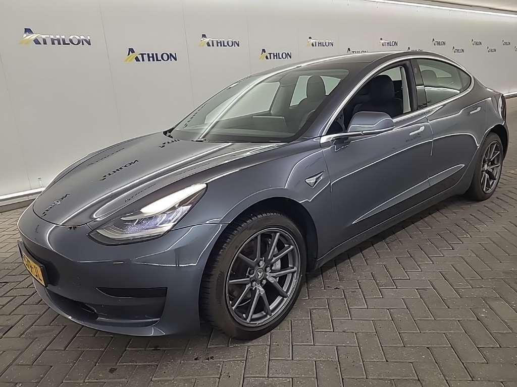 Tesla Model 3 STANDARD RANGE PLUS RWD 4D 211KW, 2020