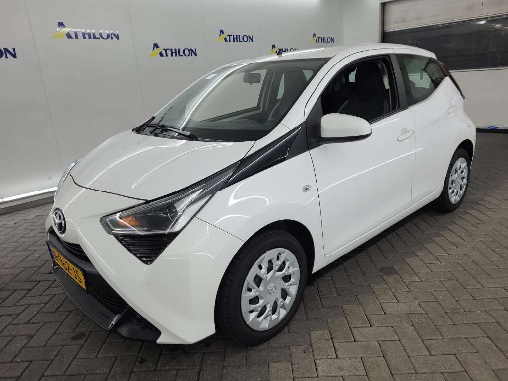 Toyota Aygo 1.0 VVT-I X-PLAY 5D 53KW, 2021