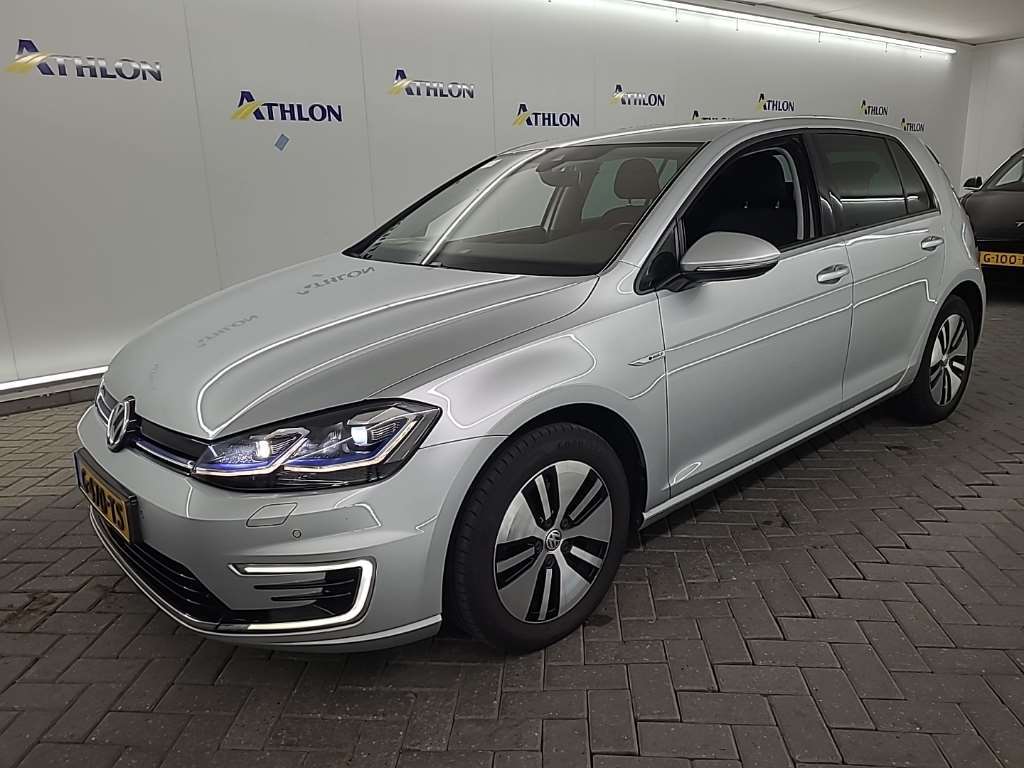 Volkswagen Golf E-DITION 2019 5D 100KW, 2019