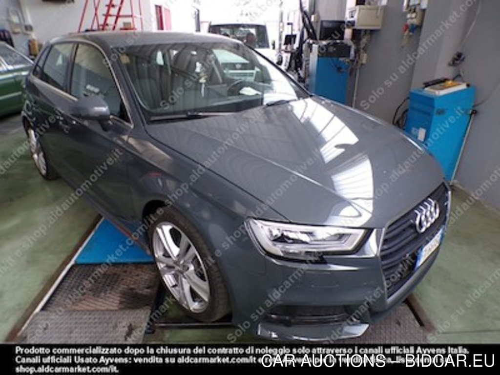 Audi A3 30 g-tron S tronic -