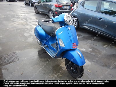 Piaggio vespa gts 300 hpe super -