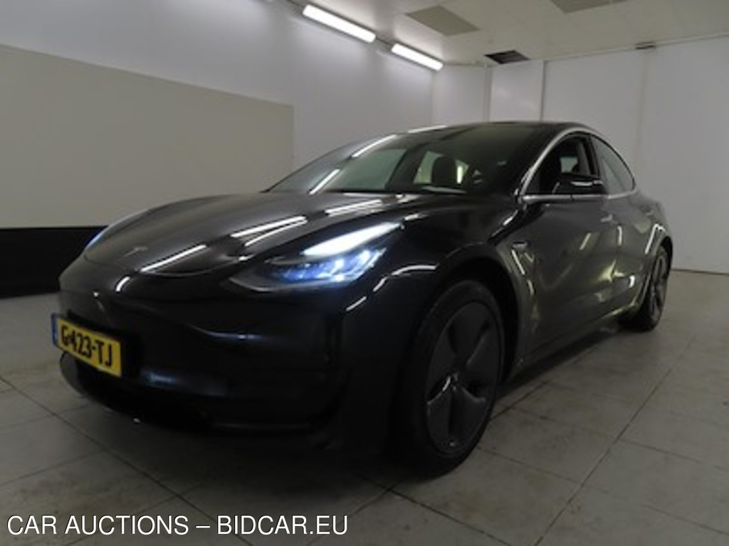 Tesla Model 3 Standard Range Plus RWD 4d