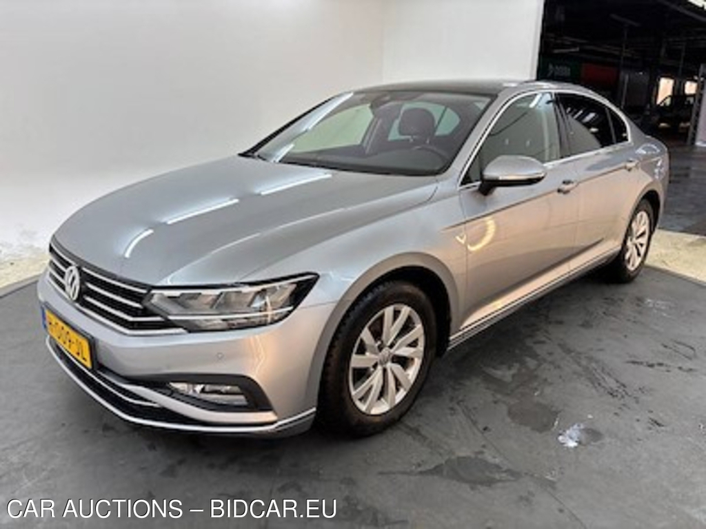 Volkswagen Passat 1.5 TSI 7-DSG Comfort Business