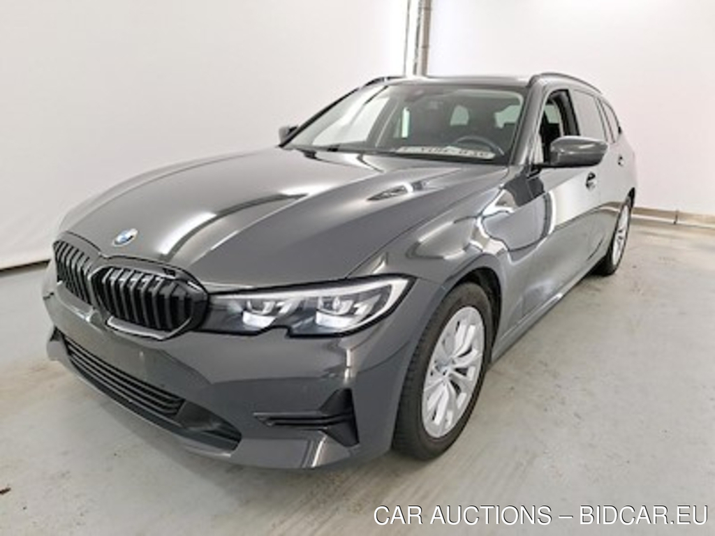 BMW 3 series touring 2.0 318DA (110KW) TOURING Comfort telephony Wireless Charging Travel