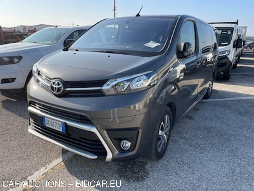 Toyota Proace verso PC 75 Kwh L2 D Executive - 8 Posti