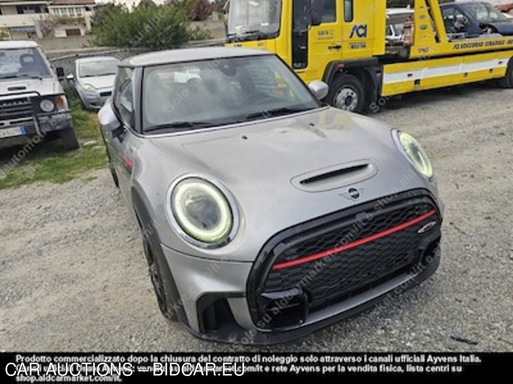 MINI john cooper works essential -