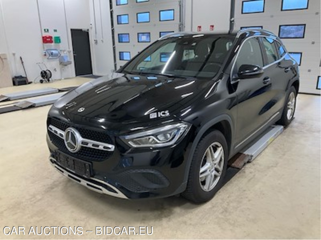 Mercedes-Benz GLA 2.0 GLA 200 BUSINESS DCT UA!,