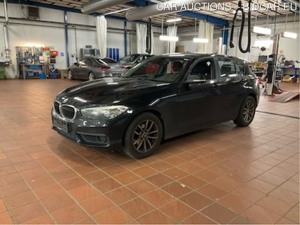 BMW 1 serie 118D Connected Auto UA!,