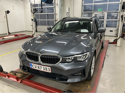 BMW 3 serie 330e Sport Line Touring auto UA!,