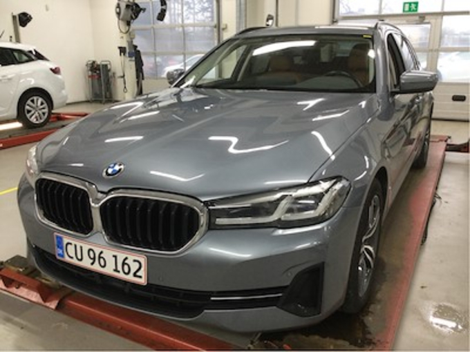 BMW 5 serie 520D Touring Sport-Line auto UA!,