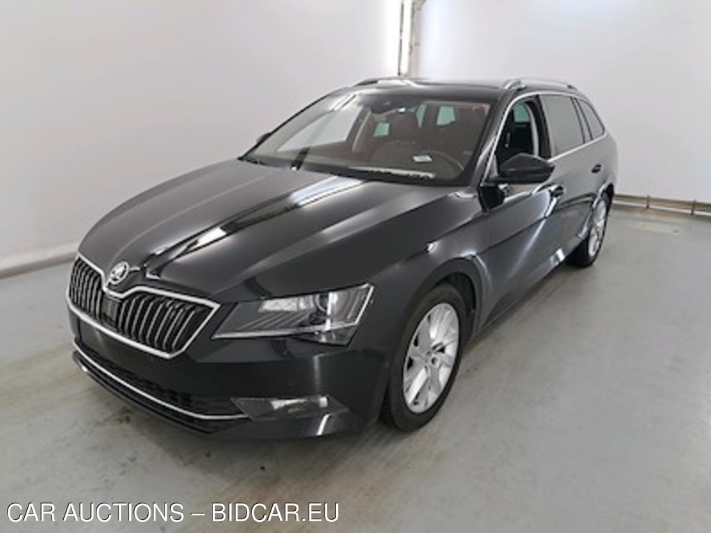 Skoda Superb combi diesel - 2015 2.0 CR TDi Style DSG (EU6.2) Corporate Plus Style Safety Premium II