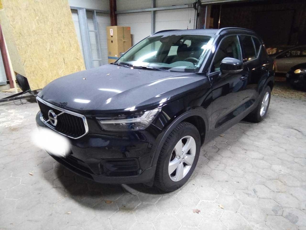 Volvo Xc40 T2 Momentum Core, 2021