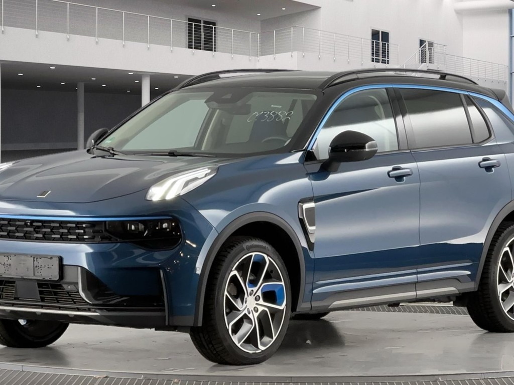 Lynk &amp; Co 01 PHEV, 2022