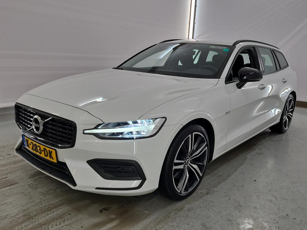 Volvo V60 2.0 B3 MOMENTUM, 2020