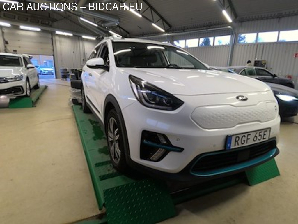 Kia E-Niro 64 kWh Advance Plus Taklucka Skinn