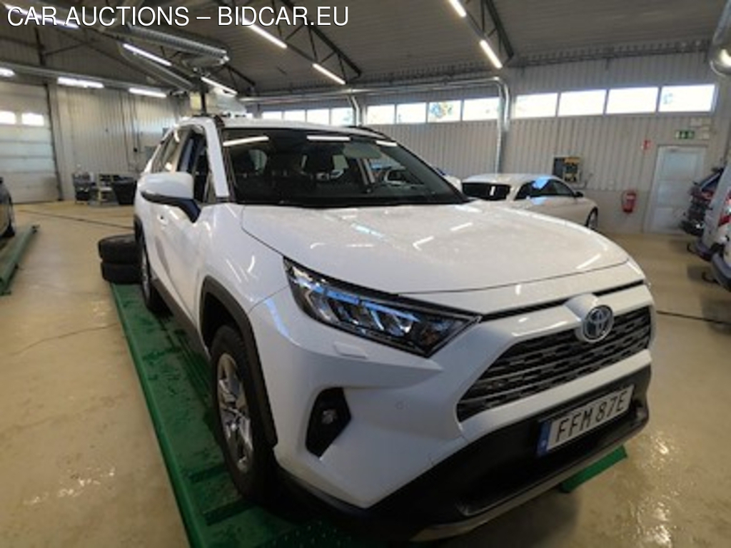 Toyota RAV4 2.5 Hybrid Awd-i Active Drag B-Kamera