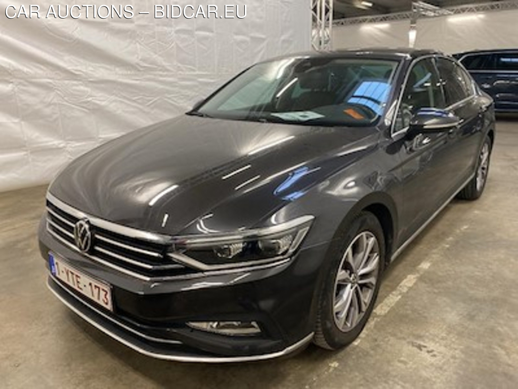 Volkswagen Passat 1.5 TSI ELEGANCE BUSINESS Sport R-Line