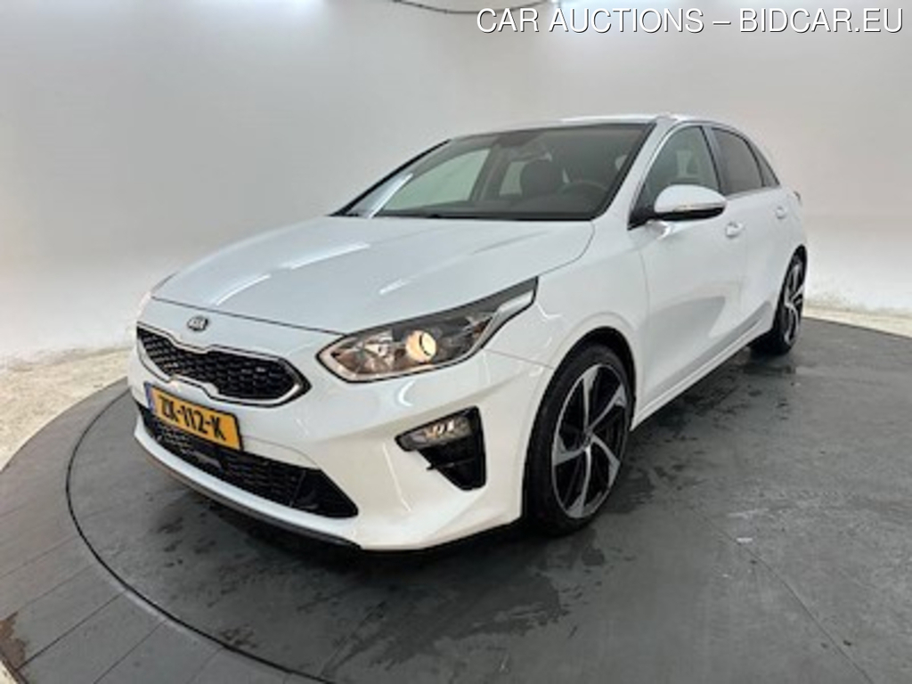 Kia Ceed 1.4 T-GDi 140pk DynamicPlusLine