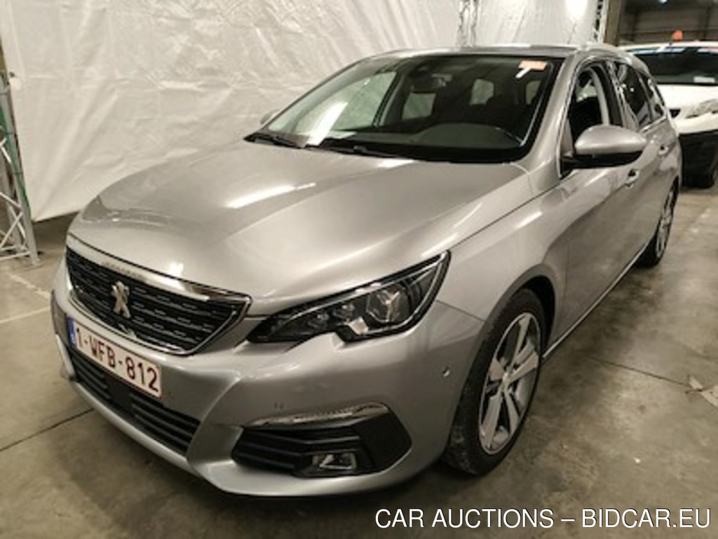 Peugeot 308 1.2 PURETECH 96KW S-S ALLURE Driver Assist II + LED &amp; Style