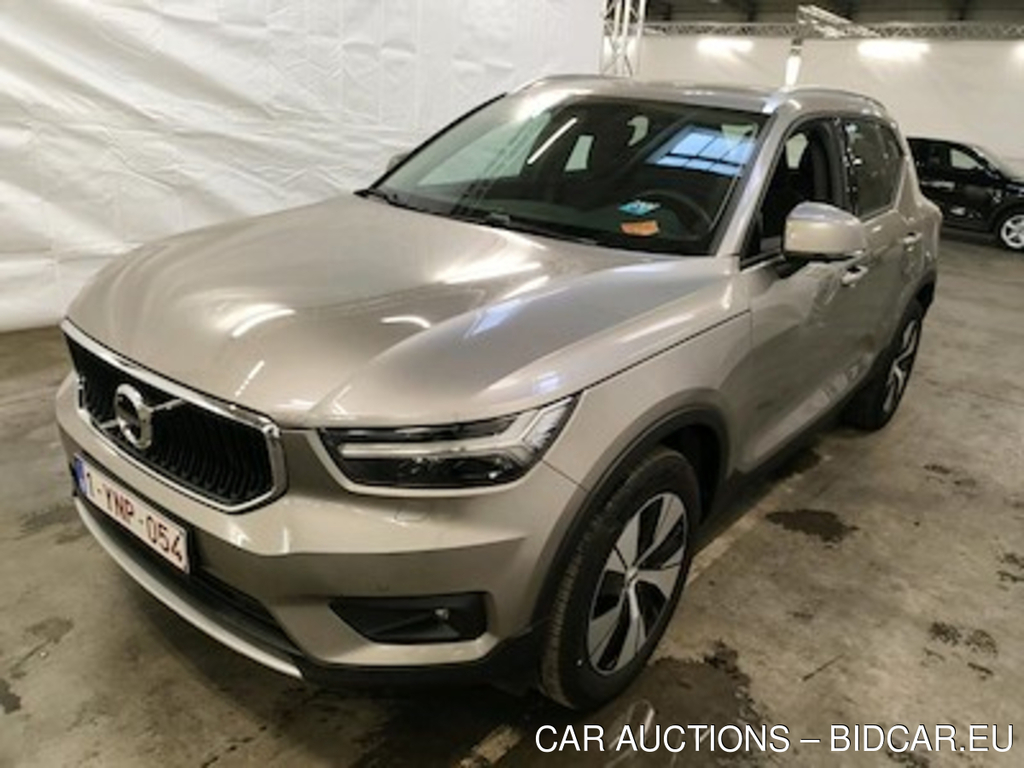 Volvo XC40 1.5 T3 MOMENTUM PRO Lounge Intellisafe Pro Light