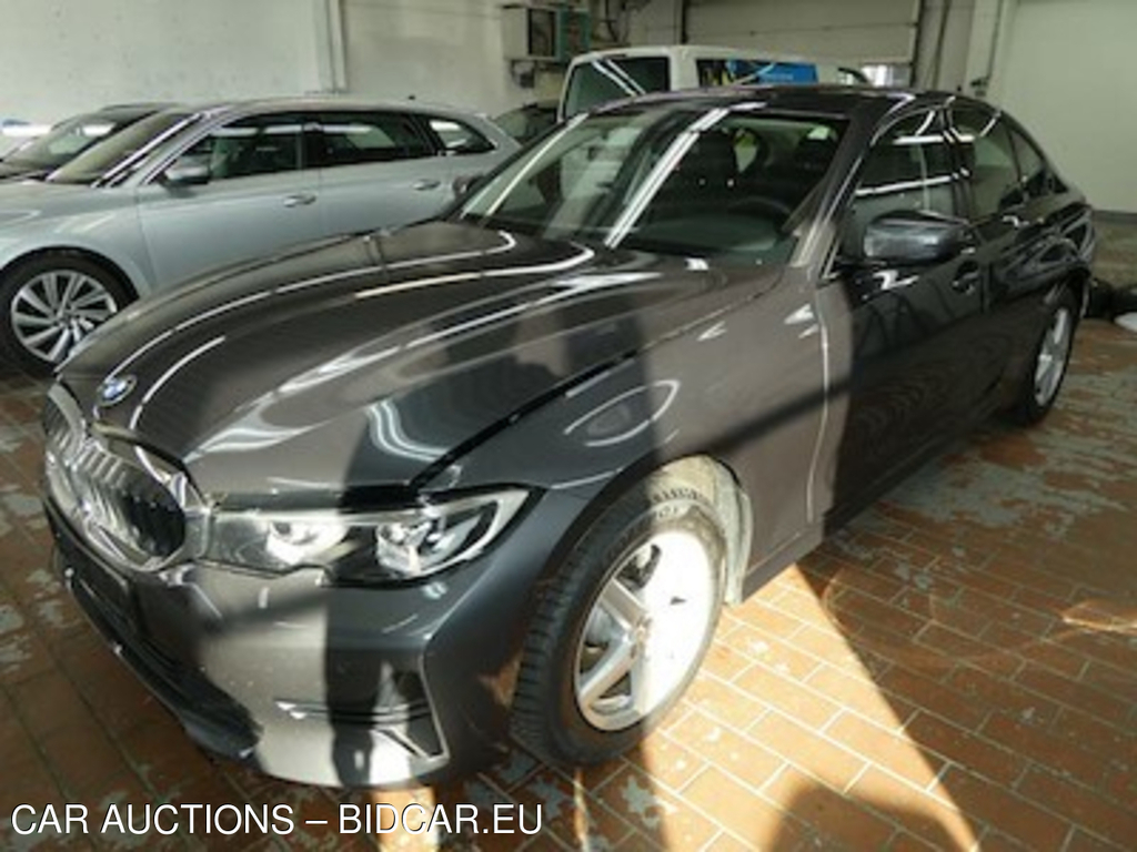 BMW series 3 2.0 318D A ADVANTAGE