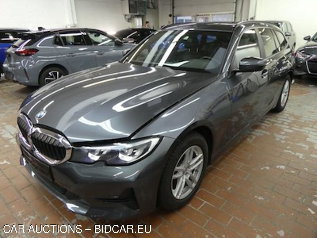 BMW series 3 2.0 318D TOURING A ADVANTAGE