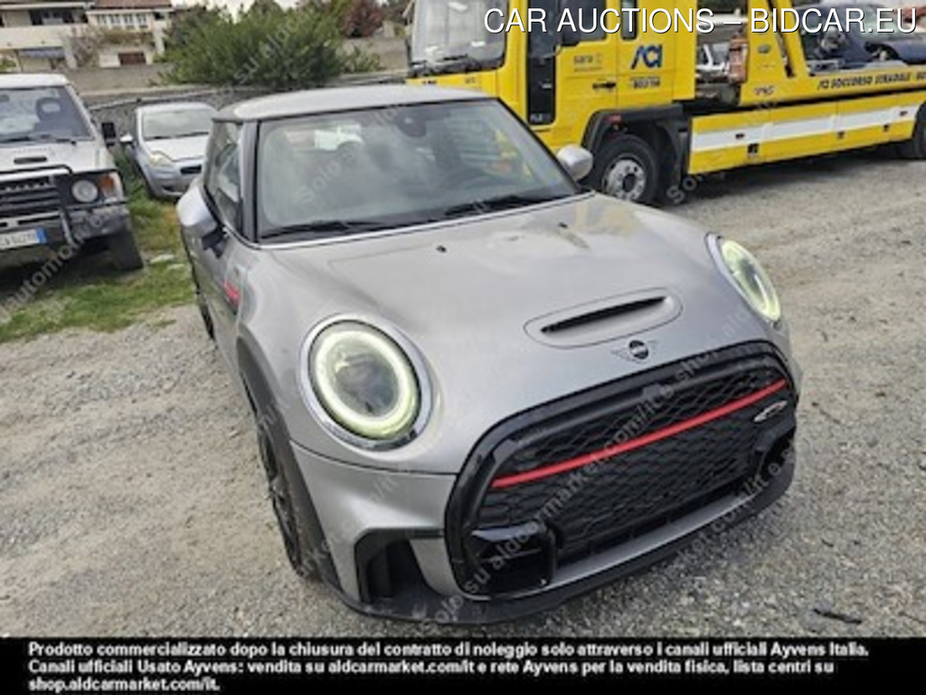 MINI john cooper works essential -