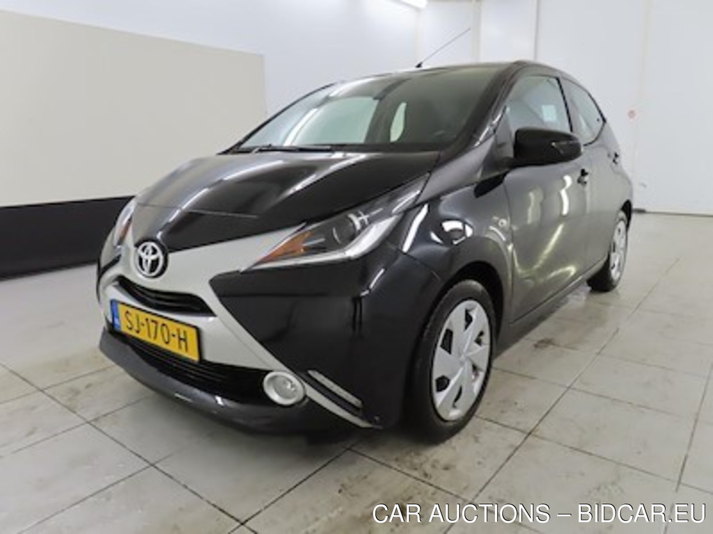 Toyota Aygo 1.0 VVT-i ActieAuto 5d x-play APL