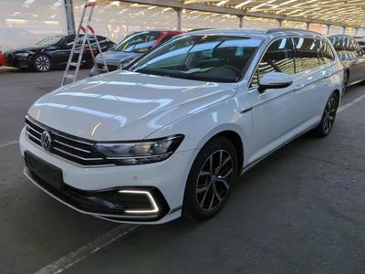 Volkswagen Passat VARIANT 1.4 TSI PLUG-IN-HYBRID DSG GTE, 2020