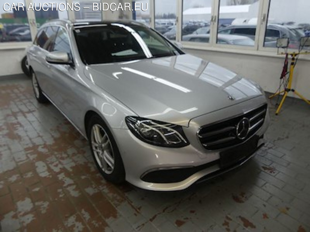 Mercedes-Benz Mercedes e-class 1.6 E 200 D T AUSTRIA AUTO AVANTG.