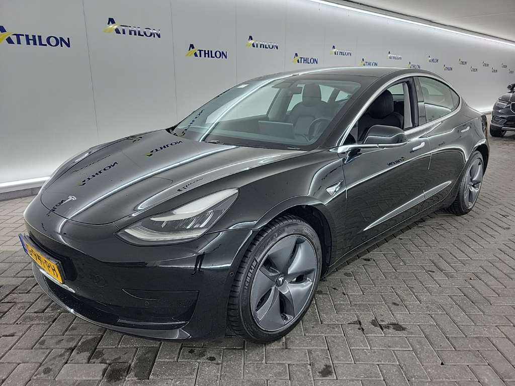 Tesla Model 3 STANDARD RANGE PLUS RWD 4D 211KW, 2019