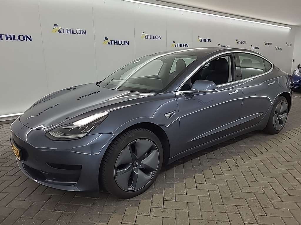 Tesla Model 3 STANDARD RANGE PLUS RWD 4D 225KW, 2020