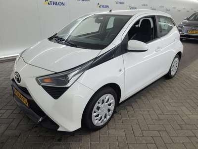 Toyota Aygo 1.0 VVT-I X-PLAY 5D 53KW, 2021