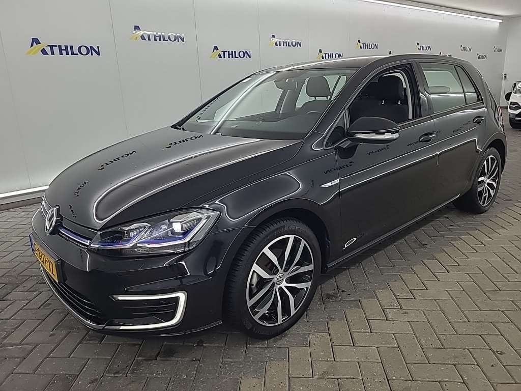 Volkswagen Golf E-DITION 2019 5D 100KW, 2019