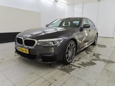 BMW 5-SERIE 520I HIGH EX. ED., 2020