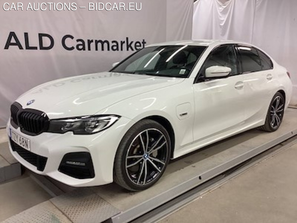 BMW 330e xdrive !No Winter Tyres! M-Sport, Navi, PDC Fram & Bak, Lane-Assist, Auto