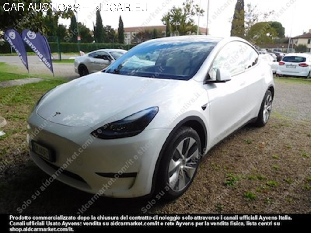 Tesla model Y 50 kwh rwd -