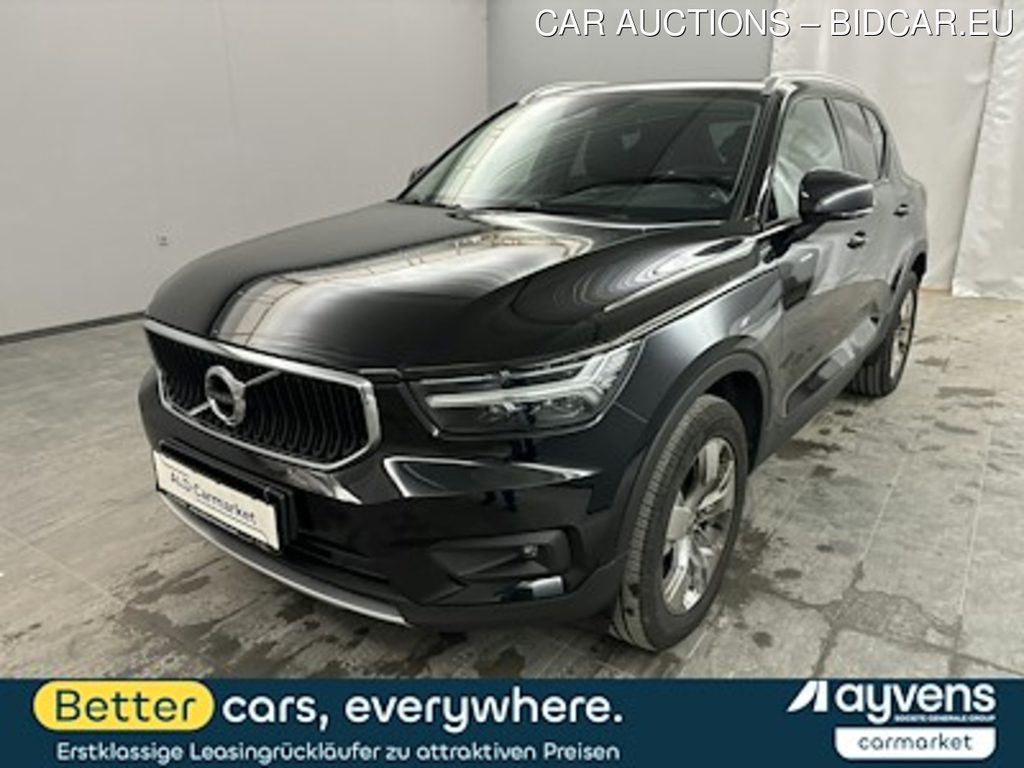 Volvo XC40 T3 Momentum Pro Geschlossen, 5-turig, 6-Gang