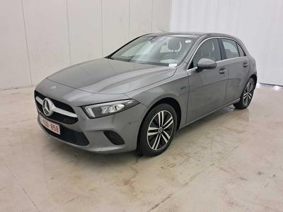 Mercedes A-Klasse A250e Business Solution 1.3i 218pk/cv 5p 8G-DCT, 2020