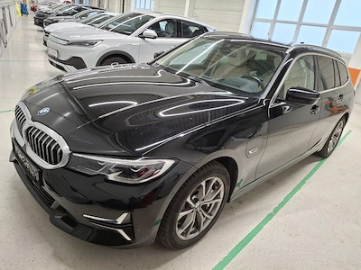 BMW Series 3 330e Xdrive A 135KW