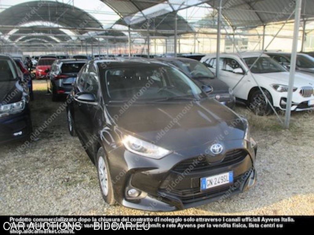 Toyota yaris hybrid business my22 hatchback -