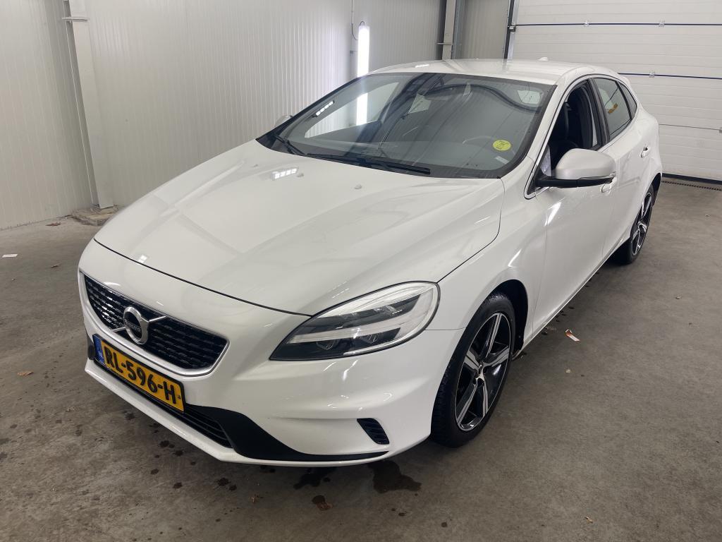 Volvo V40 2.0 T4 BNS SPORT, 2018