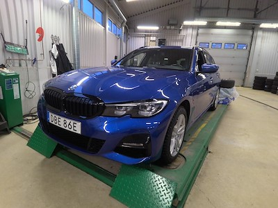 BMW Series 3 330e xDrive Touring M-Sport