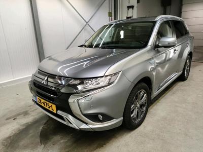 Mitsubishi Outlander PHEV 2.4 176kW 4WD Pure CVT, 2019