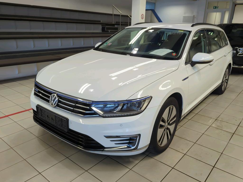 Volkswagen Passat VARIANT 1.4 TSI PLUG-IN-HYBRID DSG GTE, 2018