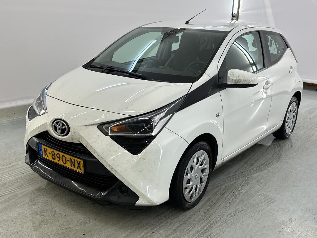 Toyota Aygo 1.0 VVT-I X-PLAY, 2021