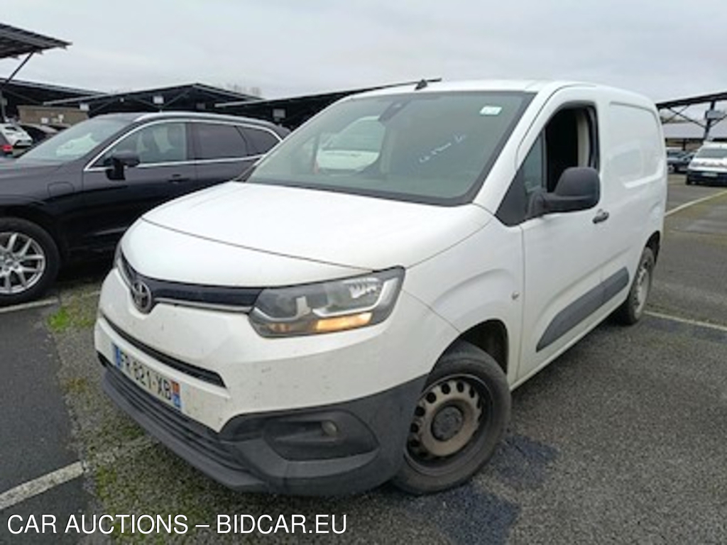 Toyota PROACECITY PROACE CITY Medium 130 D-4D Dynamic BVA