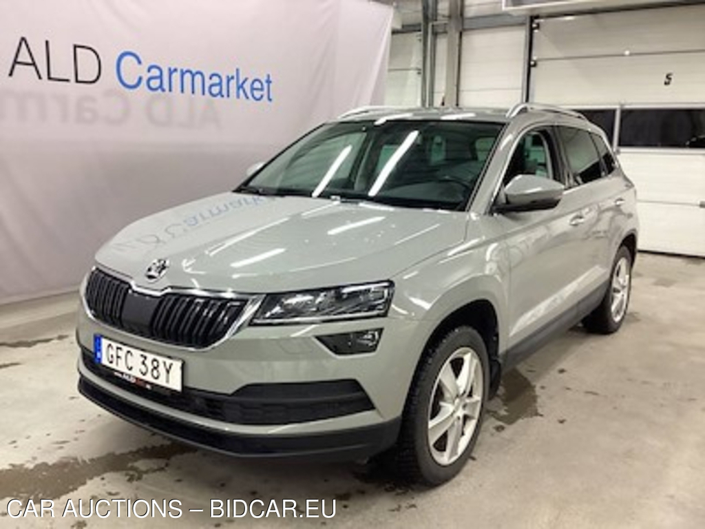 Skoda Karoq 2.0 tdi 4x4 !No Winter Tyers And Broken AC! Style, Business, P-Varmare, CanTon, Drag, B-Kamera, Auto